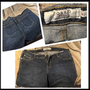 Torrid Jean shorts size 16